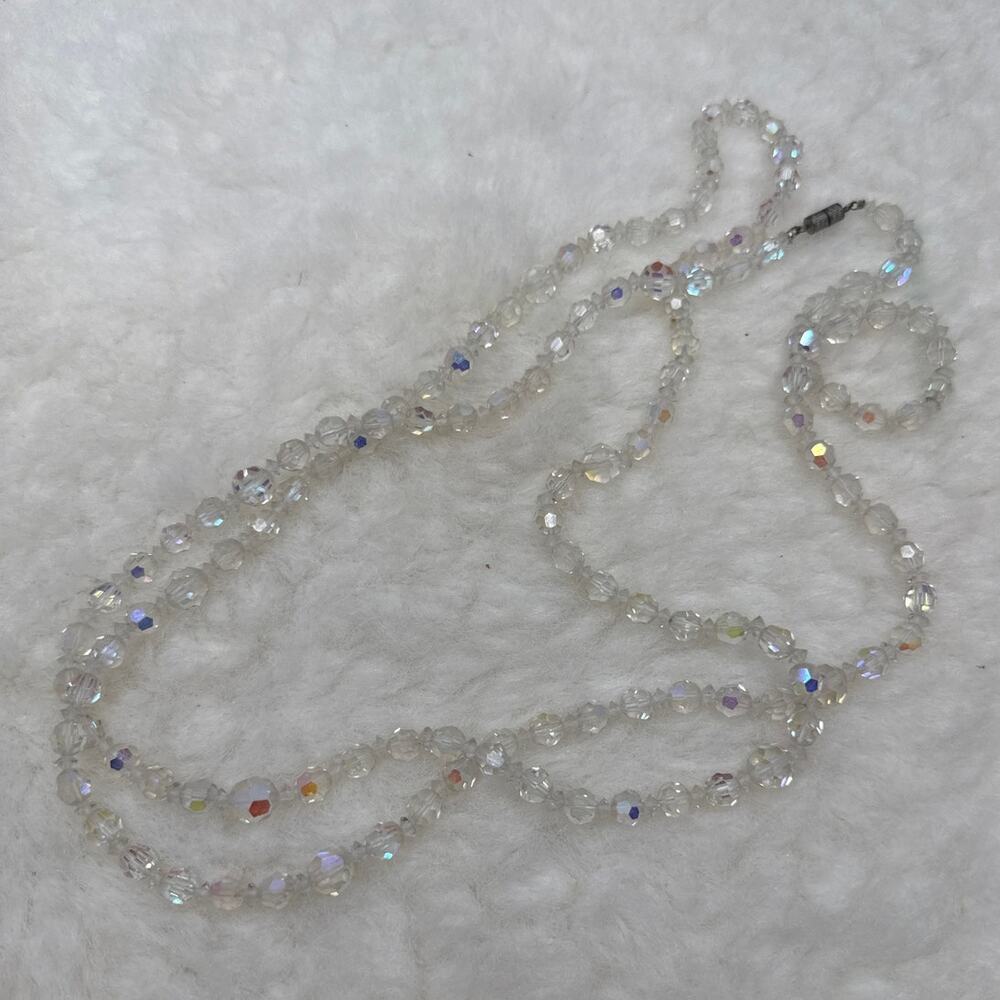 Vintage AB Aurora Borealis Crystal Double Strand Bead Necklace Statement Piece - Picture 5 of 5